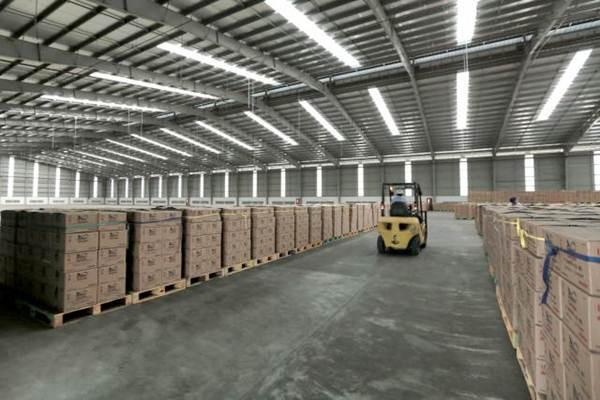berapa keuntungan bisnis sewa gudang