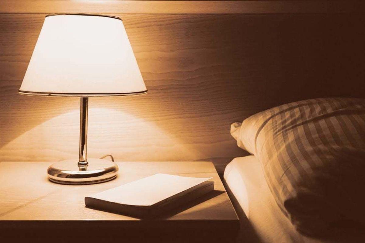 lampu kamar ideal, watt lampu kamar tidur, pencahayaan kamar tidur