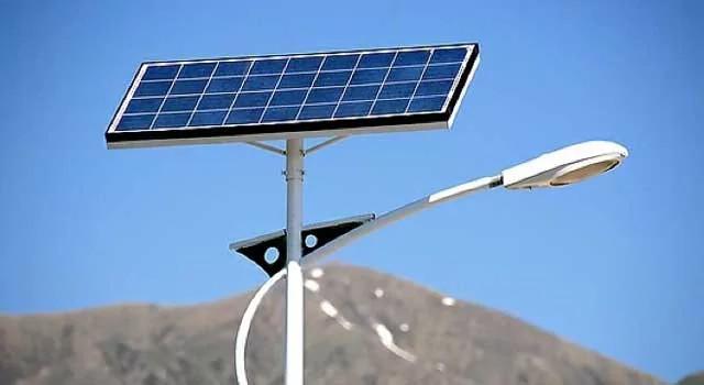 5 Rekomendasi Lampu Solar Cell Tahan 12 Jam untuk Penerangan Awet