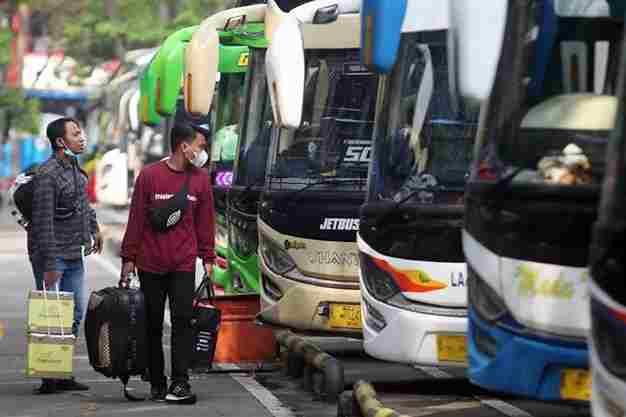 10 Tips Mudik Lebaran dengan Bus yang Aman dan Hemat