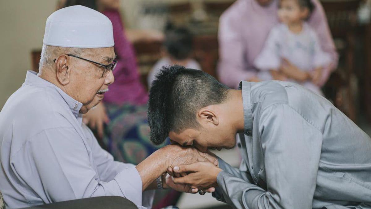 Cara Minta Maaf Kepada Orangtua Saat Lebaran - Sinar Mas Land