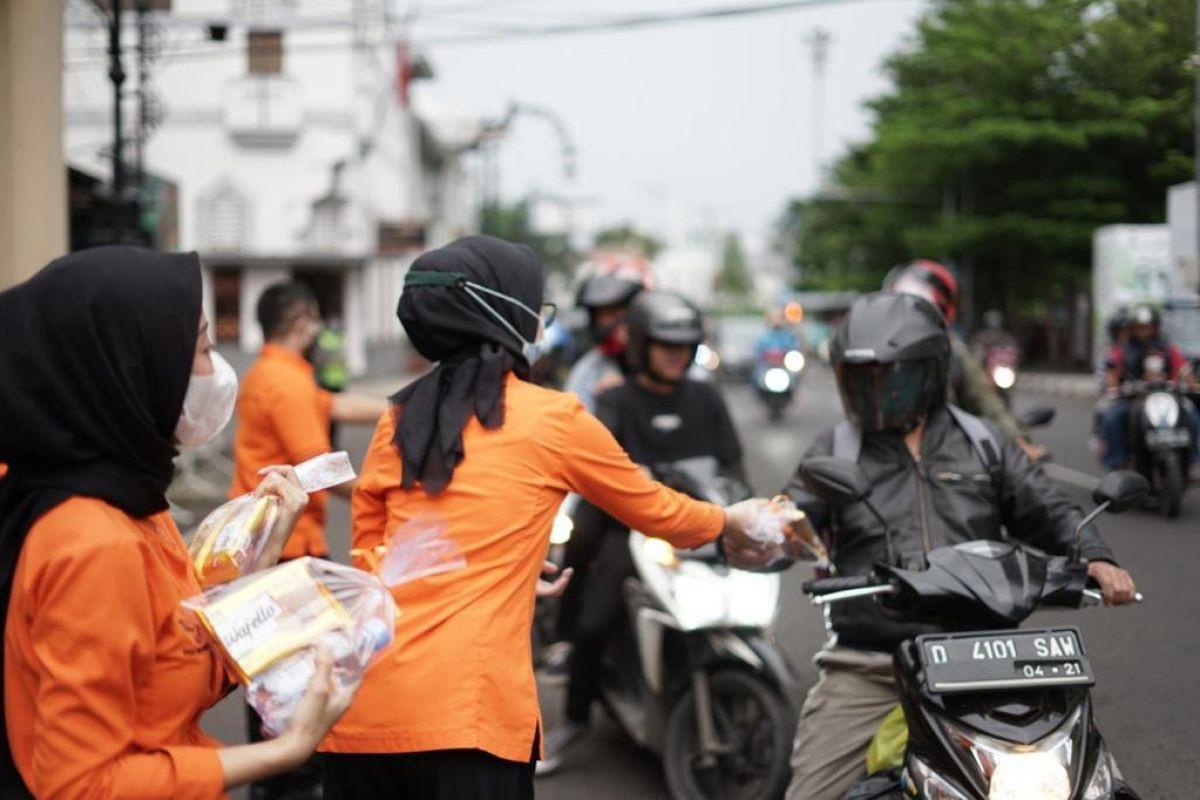 Cara Membangun Kebiasaan Berbagi Bulan Ramadan - Sinar Mas Land