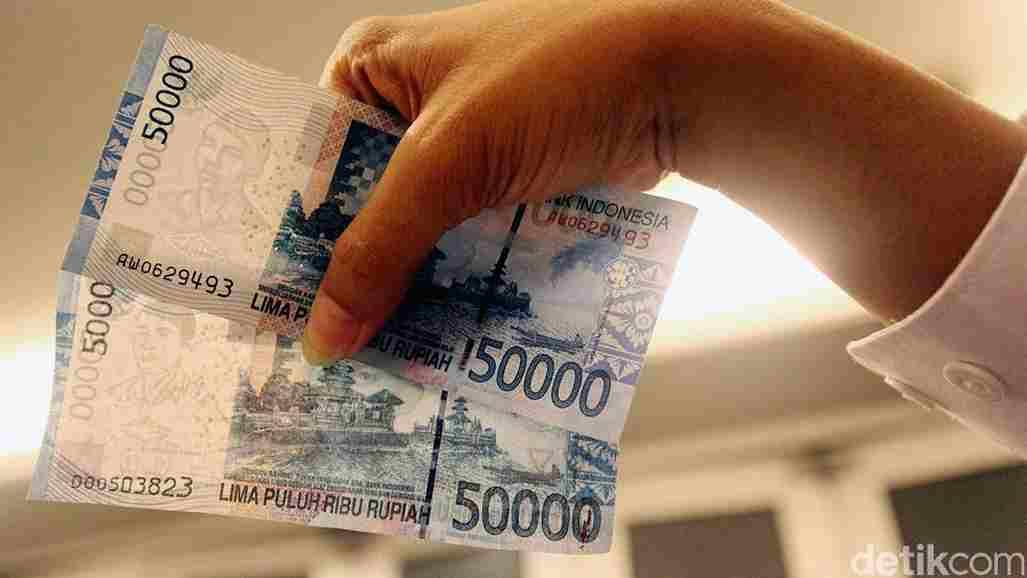 Cara Membedakan Uang Palsu dan Asli