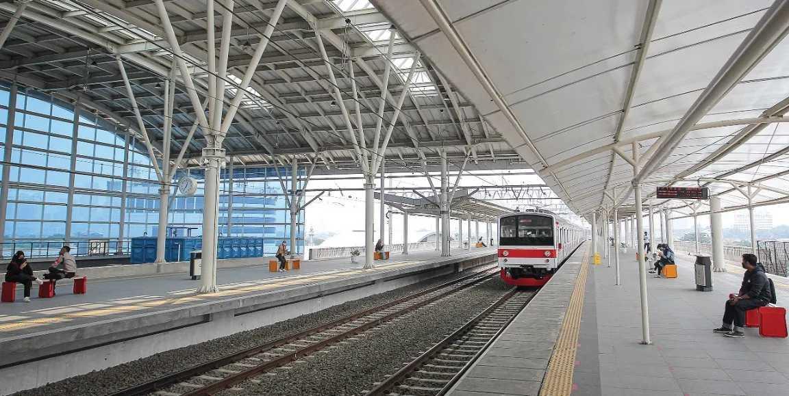 Stasiun Kereta Strategis di Jakarta - Sinar Mas Land