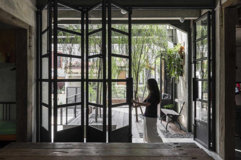 6 Model Pintu Rumah 1 Pintu yang Estetik dan Modern - Sinar Mas Land