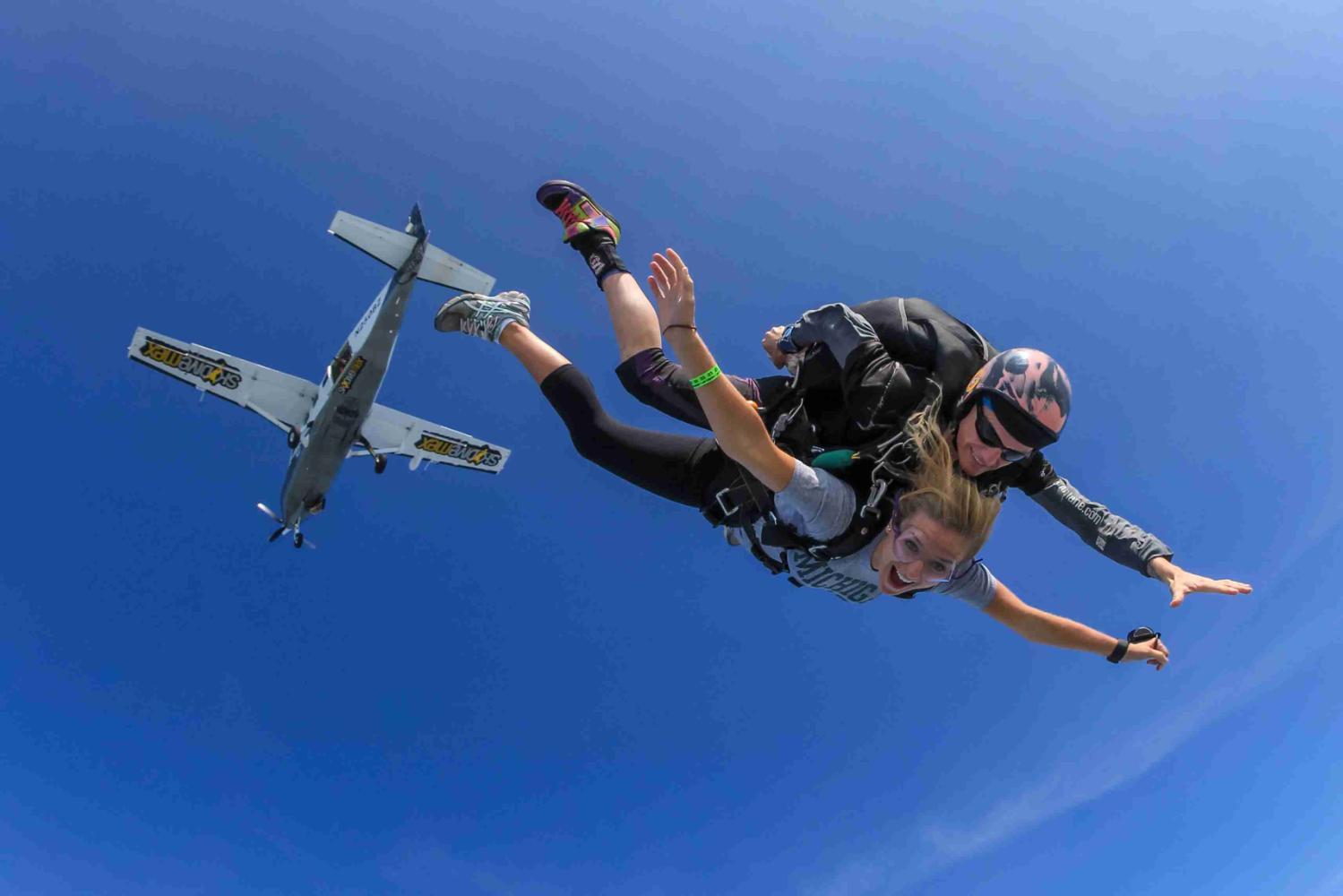 Sky Diving - Sinar Mas Land