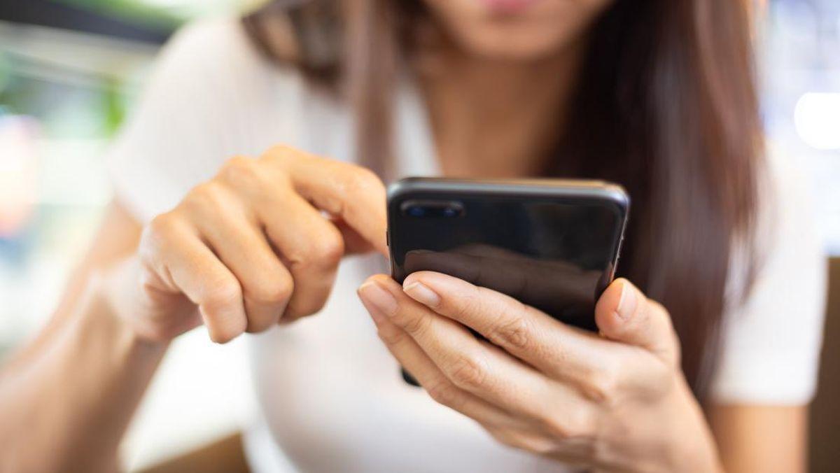 Cek tagihan listrik melalui Whatsapp - Sinar Mas Land