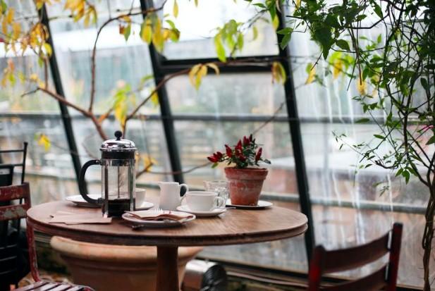 3 tips desain interior cafe aesthetic