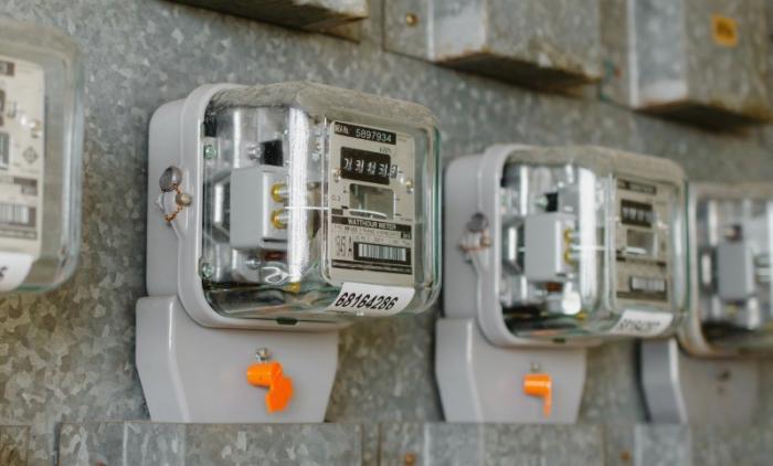 Biaya dan Syarat Tambah Daya Listrik dari 1300 ke 2200 Terbaru