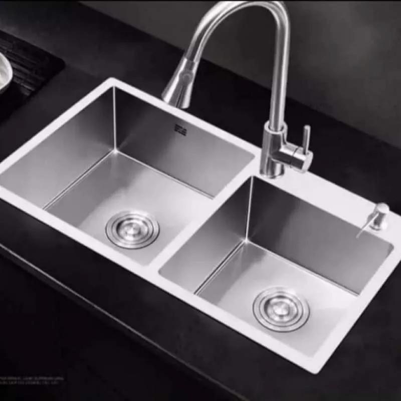 model kitchen sink