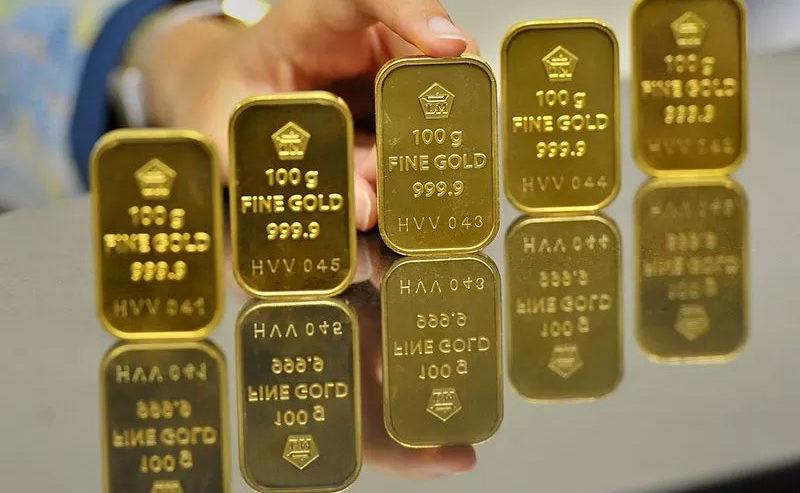 Harga Emas Antam Di Surabaya Hari Ini Turun, Cek Daftar Harganya Disini!